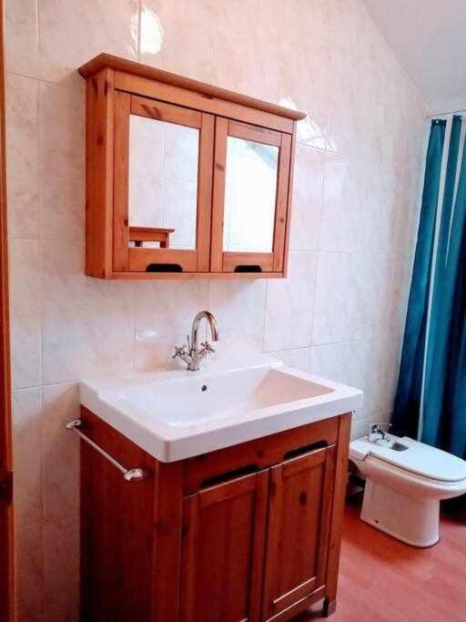 Ferienwohnung Precioso Atico Con Bonitas Vistas A La Pena Oroel Jaca Exterior foto