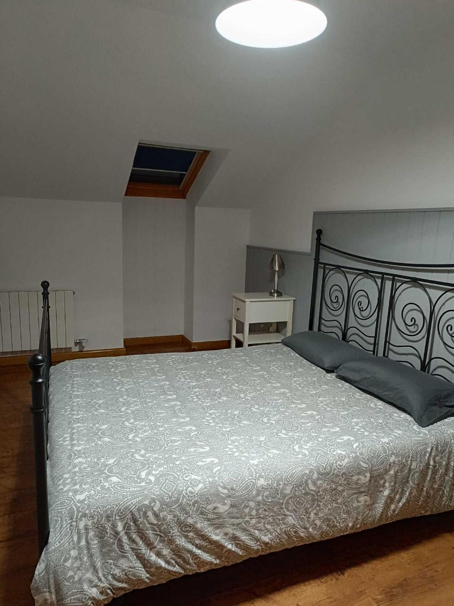Ferienwohnung Precioso Atico Con Bonitas Vistas A La Pena Oroel Jaca Exterior foto