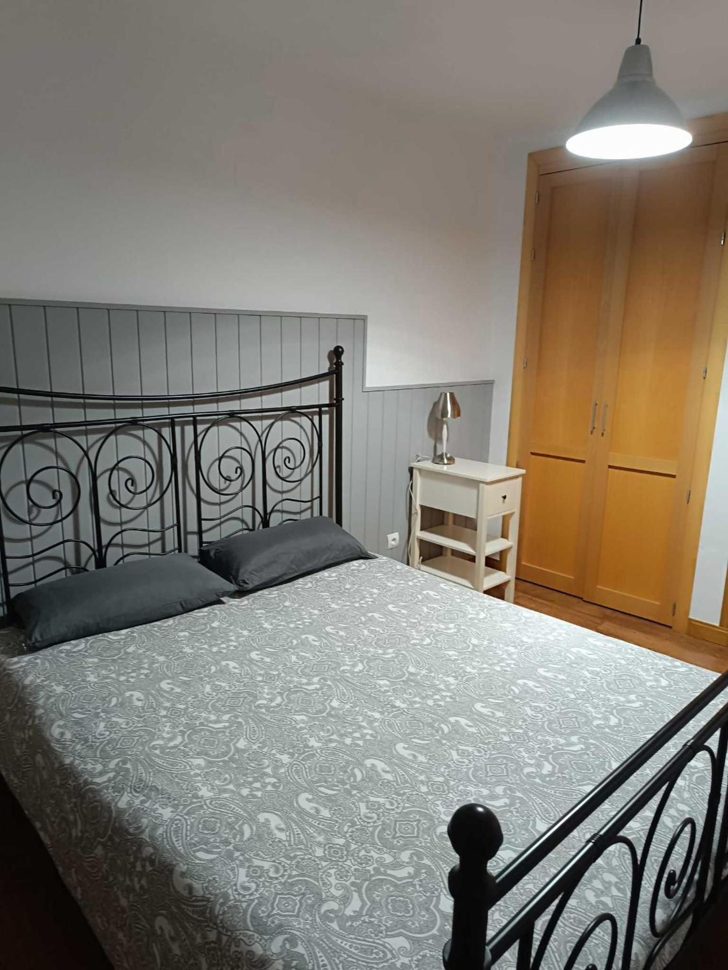 Ferienwohnung Precioso Atico Con Bonitas Vistas A La Pena Oroel Jaca Exterior foto
